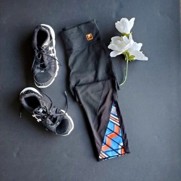 💍Fila Workout Capris  - Picture 1 of 8